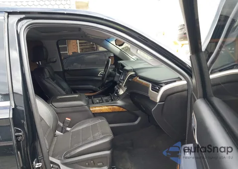 2015 GMC Yukon Denali z USA, uszkodzony, nr VIN 1GKS2CKJXFR731148